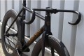 cuadro-darkside-mannheim-negro-brillo-inf1.jpg