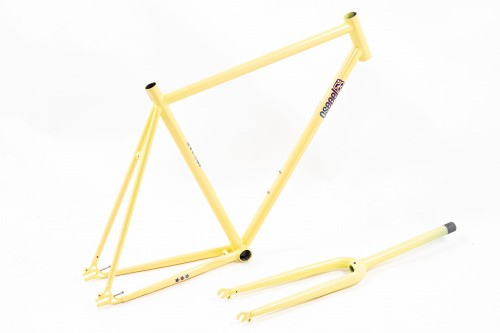 Royal3_Yellow.jpg