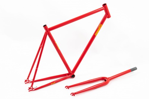 Royal3_Red.jpg