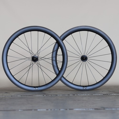 Darkside50Carbonwheelset1_88d9a134-ab40-4ccc-a92f-5cbdee63be8d_2048x2048.jpg