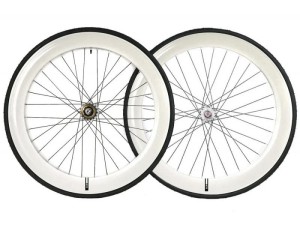 Zestaw kół torowych ostre koło Białych Santafixie 60 mm 